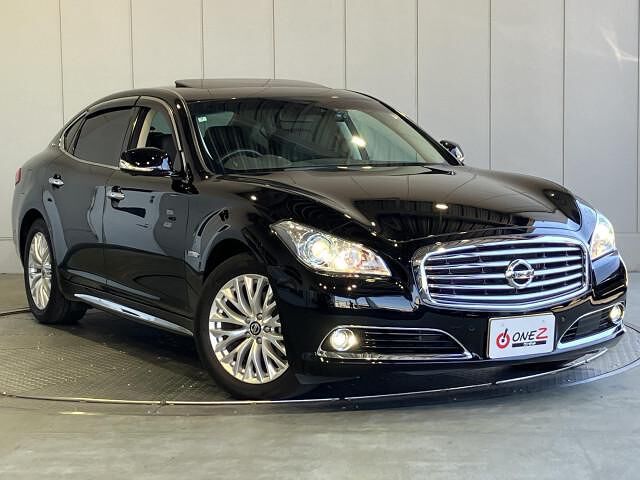 2020 Nissan Cima 3.5 VIP G - photo 1 2020 Nissan Cima 3.5 VIP G Sedan for sale, Japanese used car export | GULJI TRADERS