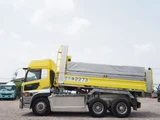 2013 Nissan Diesel Quon Truck for sale, Japanese used car export - photo 2 of 80 | GULJI TRADERS