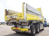 2013 Nissan Diesel Quon Truck for sale, Japanese used car export - photo 5 of 80 | GULJI TRADERS