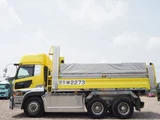 2013 Nissan Diesel Quon Truck for sale, Japanese used car export - photo 10 of 80 | GULJI TRADERS