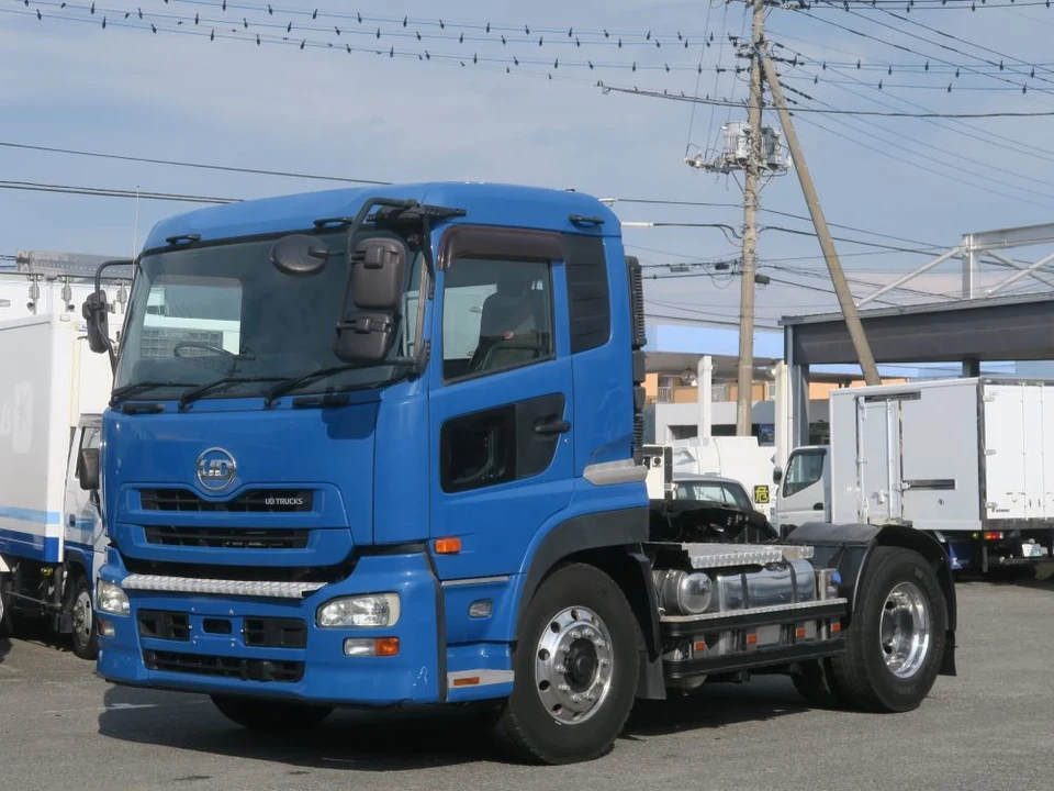 2013 Nissan Diesel Quon - photo 1 2013 Nissan Diesel Quon Truck for sale, Japanese used car export - photo 1 of 25 | GULJI TRADERS