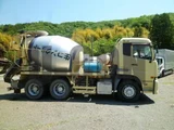 2013 Nissan Diesel Quon Truck for sale, Japanese used car export - photo 13 of 21 | GULJI TRADERS