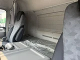 2014 Nissan Diesel Quon Truck for sale, Japanese used car export - photo 63 of 70 | GULJI TRADERS