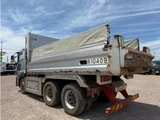 2014 Nissan Diesel Quon Truck for sale, Japanese used car export - photo 11 of 71 | GULJI TRADERS