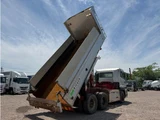 2014 Nissan Diesel Quon Truck for sale, Japanese used car export - photo 24 of 71 | GULJI TRADERS