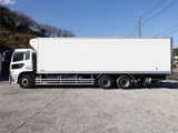 2014 Nissan Diesel Quon 6x2 Truck for sale, Japanese used car export - photo 12 of 25 | GULJI TRADERS
