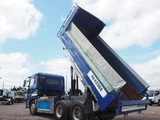 2015 Nissan Diesel Quon Truck for sale, Japanese used car export - photo 19 of 80 | GULJI TRADERS