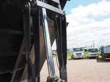 2015 Nissan Diesel Quon Truck for sale, Japanese used car export - photo 34 of 80 | GULJI TRADERS