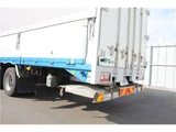 2016 Nissan Diesel Quon Truck for sale, Japanese used car export - photo 44 of 61 | GULJI TRADERS