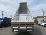 2016 Nissan Diesel Quon Truck for sale, Japanese used car export - photo 2 of 21 | GULJI TRADERS
