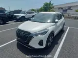2024 Nissan Kicks Pearl white SUV for sale, Japanese used car export - photo 13 of 27 | GULJI TRADERS