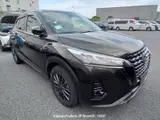 2023 Nissan Kix Green SUV for sale, Japanese used car export - photo 41 of 45 | GULJI TRADERS