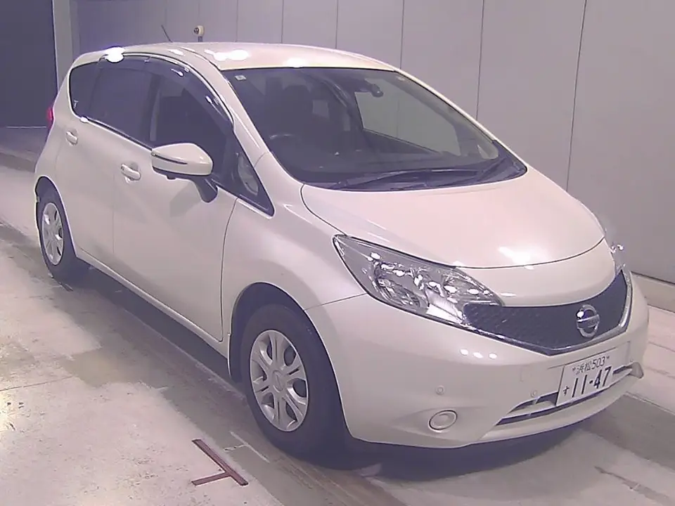2016 Nissan Note X - photo 1 2016 Nissan Note X Pearl Van for sale, Japanese used car export - photo 1 of 7 | GULJI TRADERS