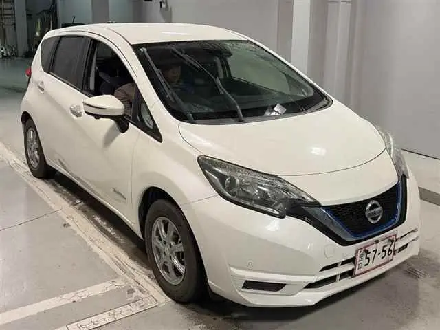 2018 Nissan Note e-POWER X Josh Sekikaiten - photo 1 2018 Nissan Note e-POWER X Josh Sekikaiten Pearl Van for sale, Japanese used car export - photo 1 of 10 | GULJI TRADERS