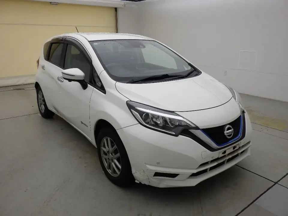 2019 Nissan Note e-POWER X FOUR Pearl Van for sale, Japanese used car export - photo 1 of 7 | GULJI TRADERS