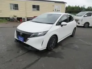 2021 Nissan Note S - photo 1 2021 Nissan Note S White Van for sale, Japanese used car export - photo 1 of 8 | GULJI TRADERS