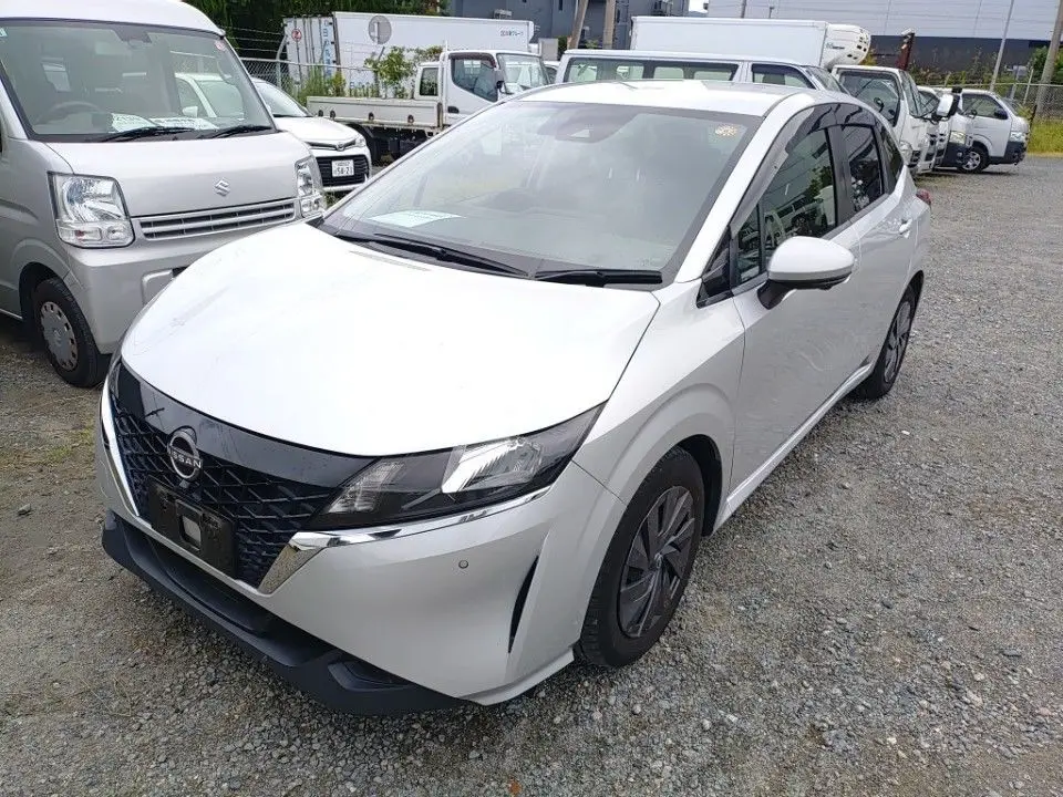 2021 Nissan Note - photo 1 2021 Nissan Note Other Van for sale, Japanese used car export - photo 1 of 23 | GULJI TRADERS