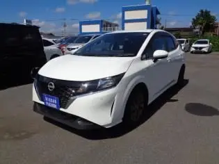 2021 Nissan Note S FOUR 4WD - photo 1 2021 Nissan Note S FOUR 4WD White Van for sale, Japanese used car export - photo 1 of 8 | GULJI TRADERS