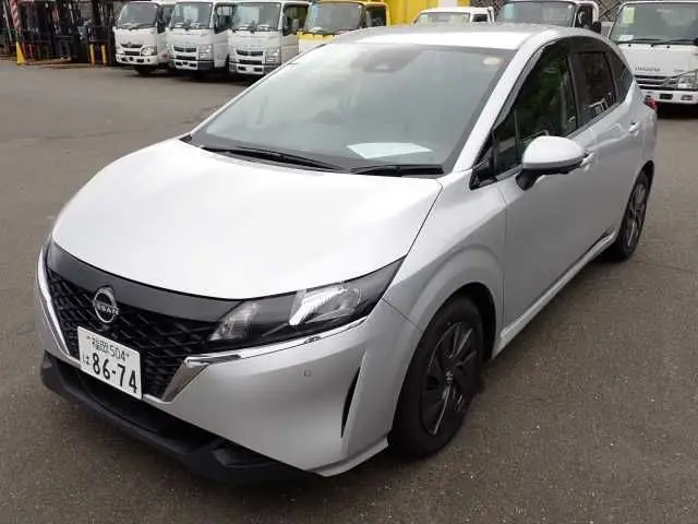 2021 Nissan Note S - photo 1 2021 Nissan Note S Silver Van for sale, Japanese used car export - photo 1 of 10 | GULJI TRADERS