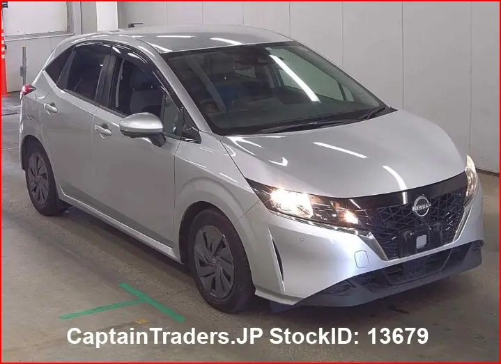 2023 Nissan Note - photo 1 2023 Nissan Note Silver Van for sale, Japanese used car export - photo 1 of 30 | GULJI TRADERS