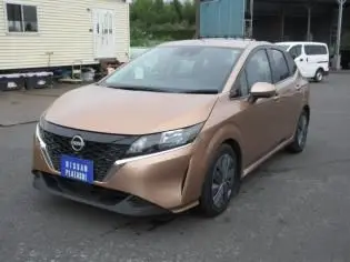 2023 Nissan Note X Brown Van for sale, Japanese used car export - photo 1 of 8 | GULJI TRADERS