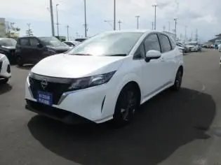 2023 Nissan Note [Recommended] X FOUR / 4WD Pearl Van for sale, Japanese used car export - photo 1 of 8 | GULJI TRADERS