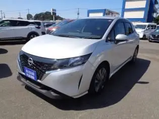 2023 Nissan Note X - photo 1 2023 Nissan Note X Silver Van for sale, Japanese used car export - photo 1 of 8 | GULJI TRADERS
