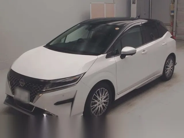 2022 Nissan Note Push Start Autech PEARL 2 Van for sale, Japanese used car export | GULJI TRADERS