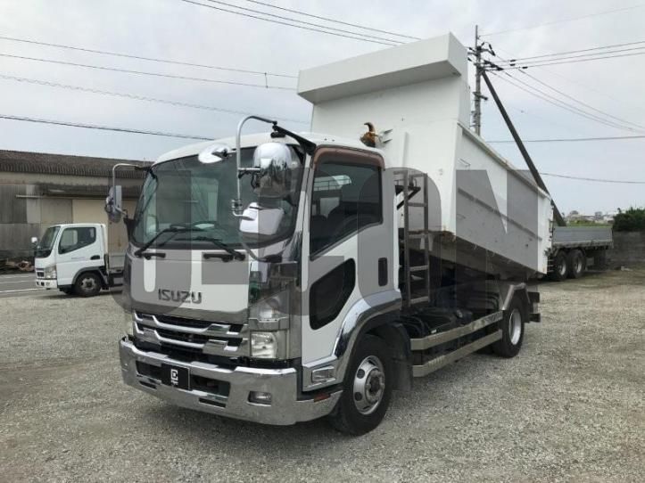 2014 Other Arm Roll Truck - photo 1 2014 Other Arm Roll Truck Other Truck for sale, Japanese used car export - photo 1 of 21 | GULJI TRADERS