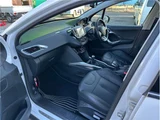 2016 Peugeot 2008 Leather Edition Pearl SUV for sale, Japanese used car export - photo 10 of 42 | GULJI TRADERS