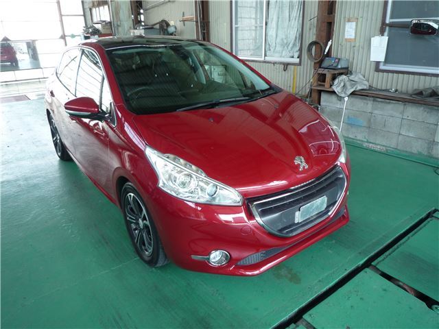 2014 Peugeot 208 Sedan for sale, Japanese used car export - photo 1 of 12 | GULJI TRADERS