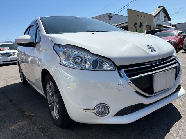 2014 Peugeot 208 Sedan for sale, Japanese used car export | GULJI TRADERS