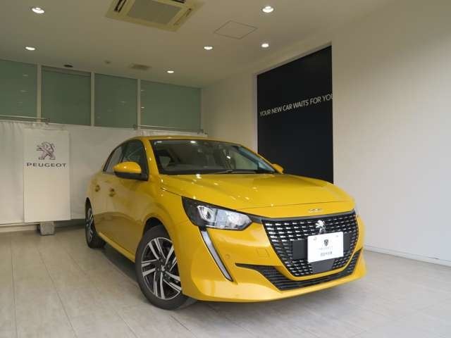 2021 Peugeot 208 - photo 1 2021 Peugeot 208 Sedan for sale, Japanese used car export - photo 1 of 31 | GULJI TRADERS