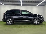 2017 Peugeot 3008 Allure LED Package SUV for sale, Japanese used car export - photo 18 of 20 | GULJI TRADERS