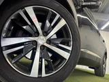 2017 Peugeot 3008 Allure LED Package SUV for sale, Japanese used car export - photo 19 of 20 | GULJI TRADERS