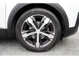 2017 Peugeot 3008 SUV for sale, Japanese used car export - photo 4 of 7 | GULJI TRADERS