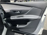 2018 Peugeot 3008 SUV for sale, Japanese used car export - photo 20 of 59 | GULJI TRADERS