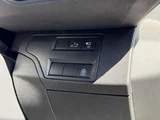 2020 Peugeot 3008 Diesel Turbo SUV for sale, Japanese used car export - photo 33 of 77 | GULJI TRADERS