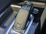 2021 Peugeot 3008 Diesel 3008 GT BlueHDi RHD SUV for sale, Japanese used car export - photo 31 of 50 | GULJI TRADERS