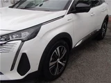 2022 Peugeot 3008 GT Hybrid SUV for sale, Japanese used car export - photo 17 of 41 | GULJI TRADERS