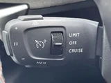 2023 Peugeot 3008 3008 GT SUV for sale, Japanese used car export - photo 18 of 24 | GULJI TRADERS