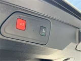 2024 Peugeot 3008 GT Hybrid 4 4WD SUV for sale, Japanese used car export - photo 18 of 21 | GULJI TRADERS