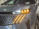 2025 Peugeot 3008 GT Hybrid SUV for sale, Japanese used car export - photo 4 of 9 | GULJI TRADERS