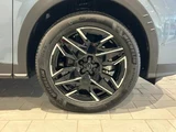 2025 Peugeot 3008 GT Hybrid SUV for sale, Japanese used car export - photo 5 of 9 | GULJI TRADERS