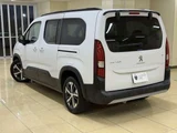 2024 Peugeot Rifter Long GT Van for sale, Japanese used car export - photo 4 of 9 | GULJI TRADERS