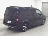 2025 Peugeot Rifter Long GT Van for sale, Japanese used car export - photo 5 of 9 | GULJI TRADERS