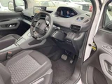 2025 Peugeot Rifter GT Diesel Turbo Van for sale, Japanese used car export - photo 7 of 9 | GULJI TRADERS