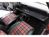 1977 Porsche 911 Red Coupe for sale, Japanese used car export - photo 68 of 80 | GULJI TRADERS