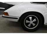 1978 Porsche 911 Sport White Coupe for sale, Japanese used car export - photo 37 of 80 | GULJI TRADERS
