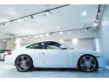 1998 Porsche 911 White Coupe for sale, Japanese used car export - photo 6 of 9 | GULJI TRADERS